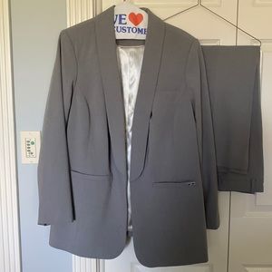 Women’s Calvin Klein gray pantsuit